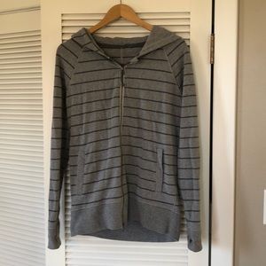 Lululemon sweatshirt